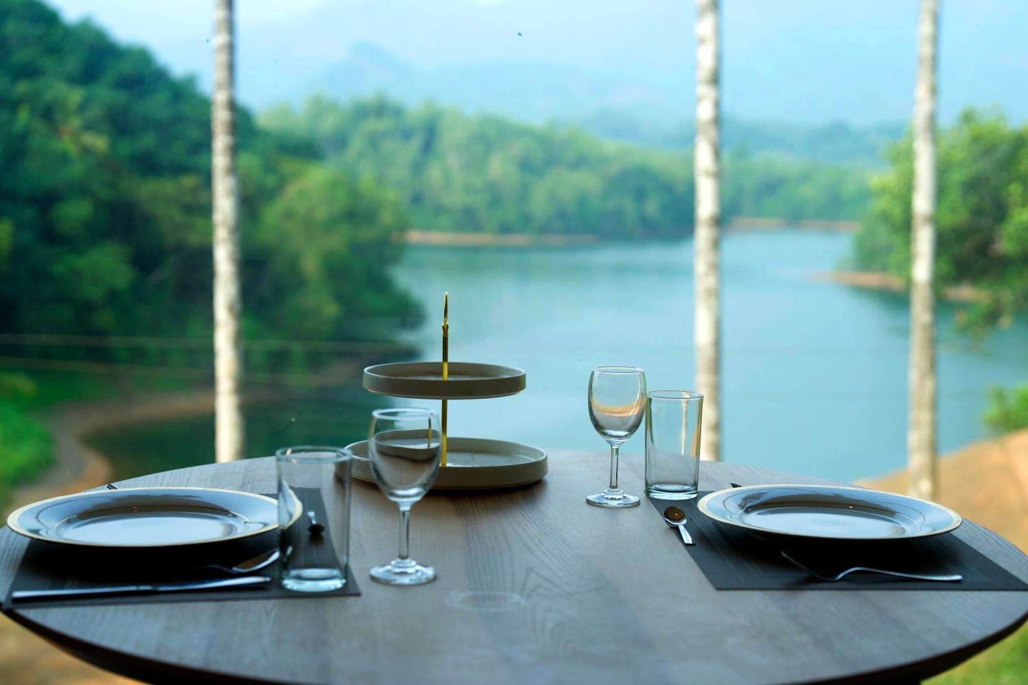 Hotel Serene Aqua Hills Kozhikode Mennanyam Exterior foto